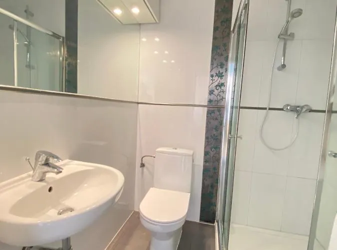 Apartamento Kawalerka W Centrum Gdyni Z Osobna Kuchnia, 15 Min Spacerem Od Morza *